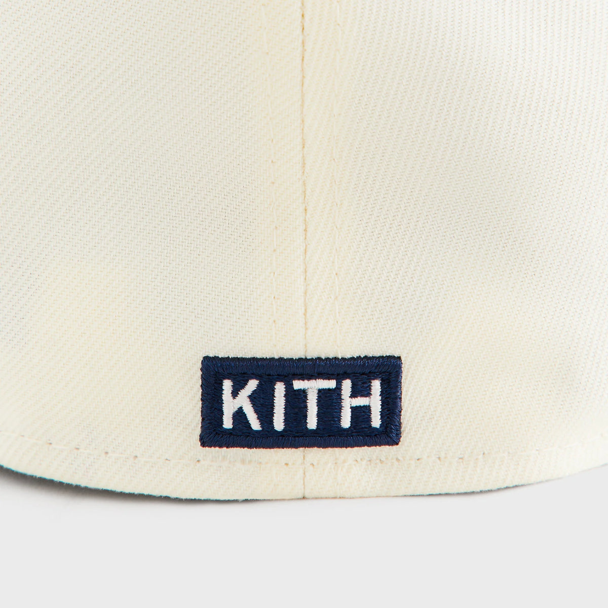 Kith & New Era for the New York Knicks Two Tone 59FIFTY Low Profile Fitted Cap - Sandrift