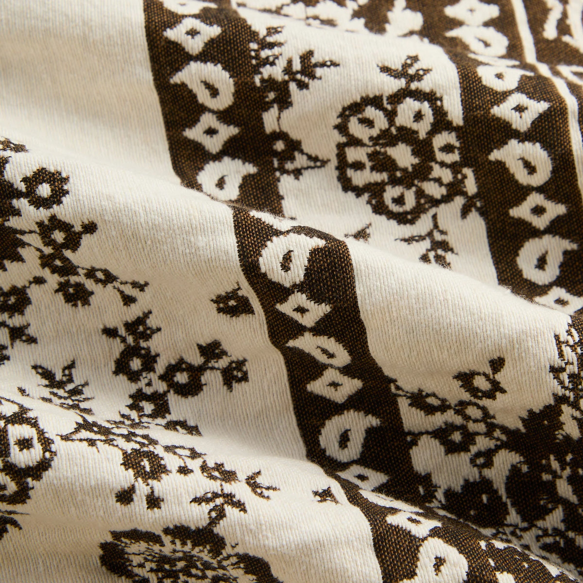 Kith Bandana Jacquard Lewis Short - Coffee