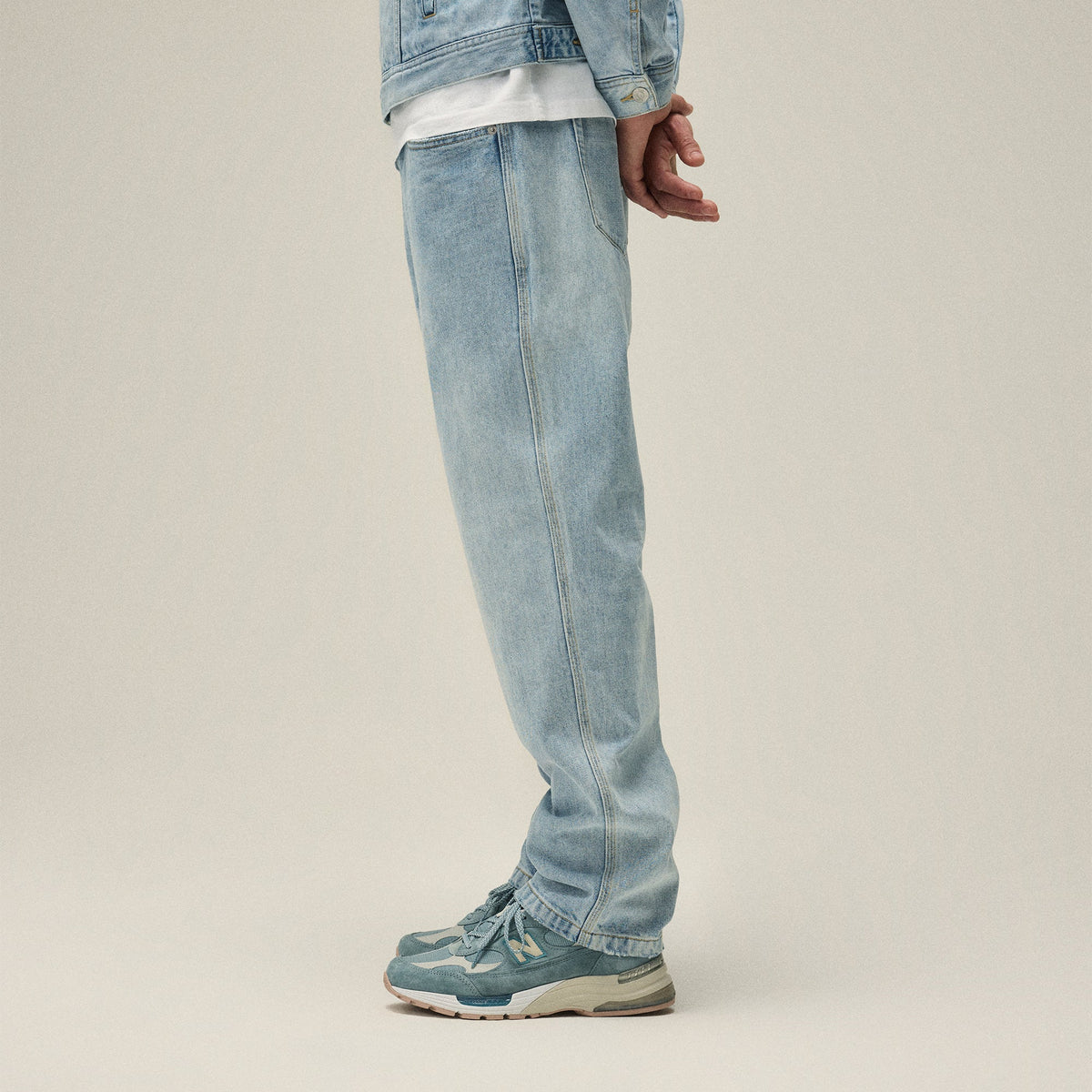 Kith Centre Straight Jeans - Light Indigo